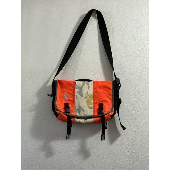 Timbuk2 Custom Medium Size (11' X 17") Messenger Bag with tropical print - Picture 1 of 5